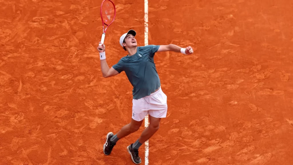 João Fonseca encara Luka Pavlovic na estreia em Roland Garros