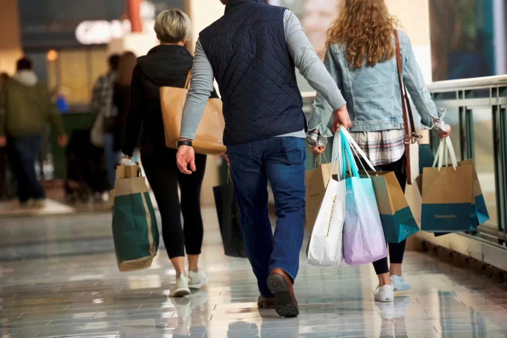 Vendas no varejo do Brasil avançam 0,5% em março, diz IBGE
