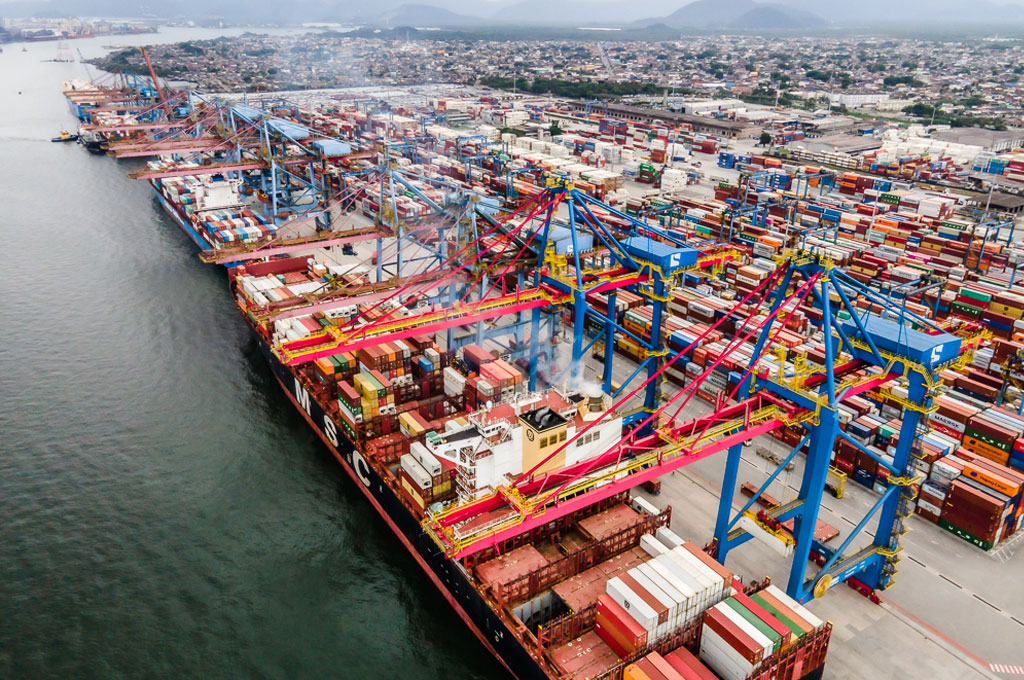 G7, China e a nova era do controle de exportação ao agronegócio brasileiro