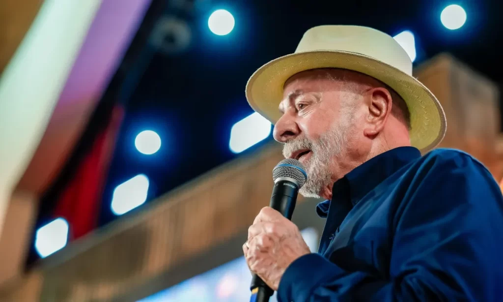 Presidente Lula aciona Itamaraty após tarifaço e busca traçar próximos passos