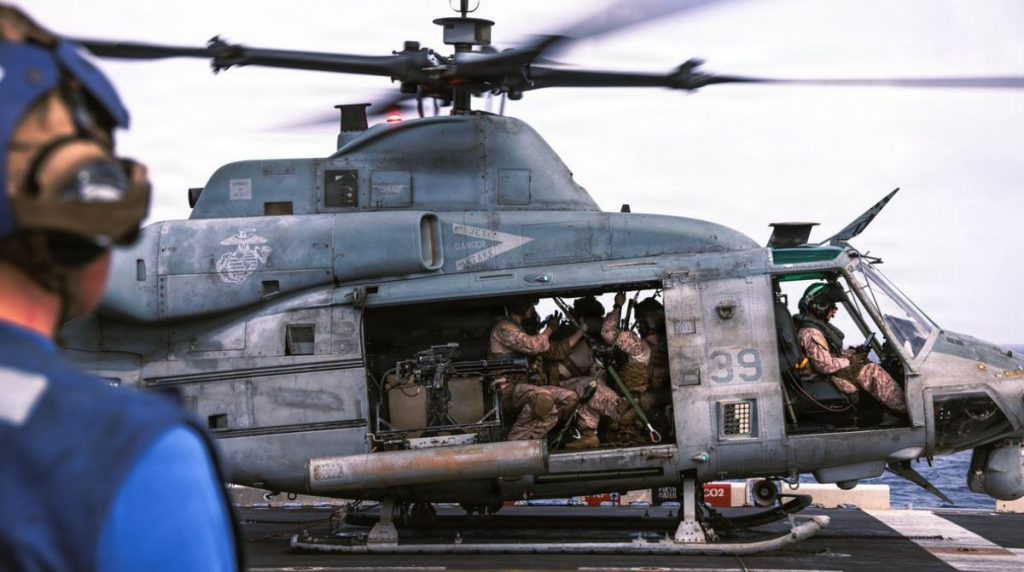 EUA lançam ataques contra o Irã em resposta à queda de helicóptero militar