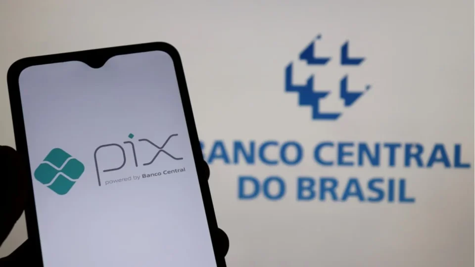 Pix por aproximação: nova integração do Open Finance permite compartilhar dados de saldo e limite