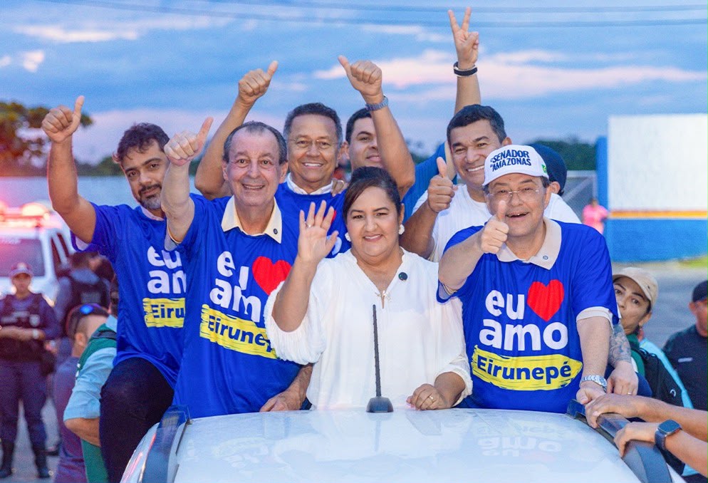 Omar Aziz e Eduardo Braga reúnem multidão em maratona de entregas e anúncios em municípios do Juruá