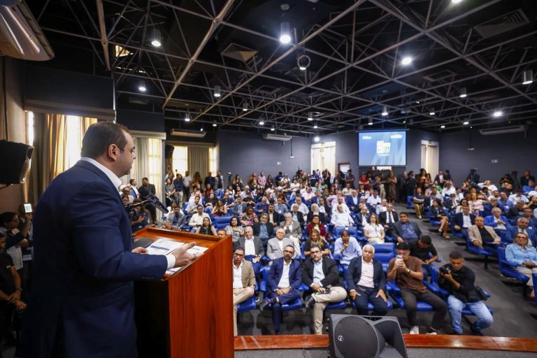 Governador Roberto Cidade preside 320ª reunião do Codam com recorde de 80 projetos industriais para o Amazonas