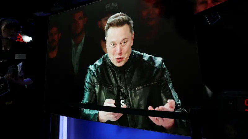 Elon Musk se torna o primeiro trilionário do mundo após disparada das ações da SpaceX na estreia na bolsa