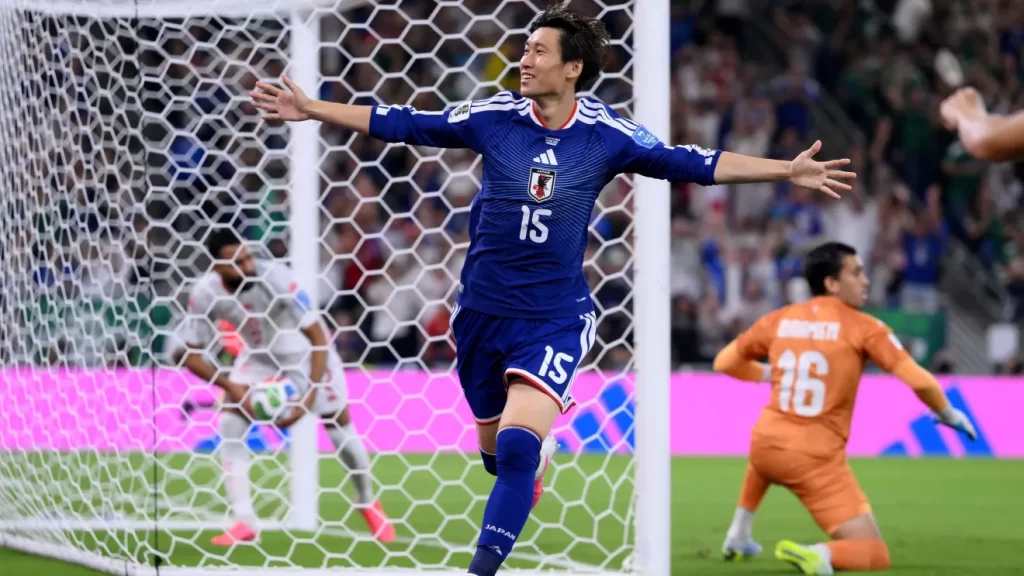 Japão goleia e elimina a Tunísia no 1000º jogo das Copas do Mundo