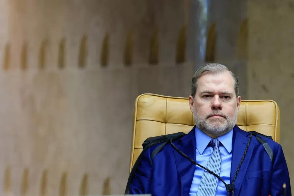 Dias Toffoli propõe 60 dias de transição para big techs adotarem novas regras