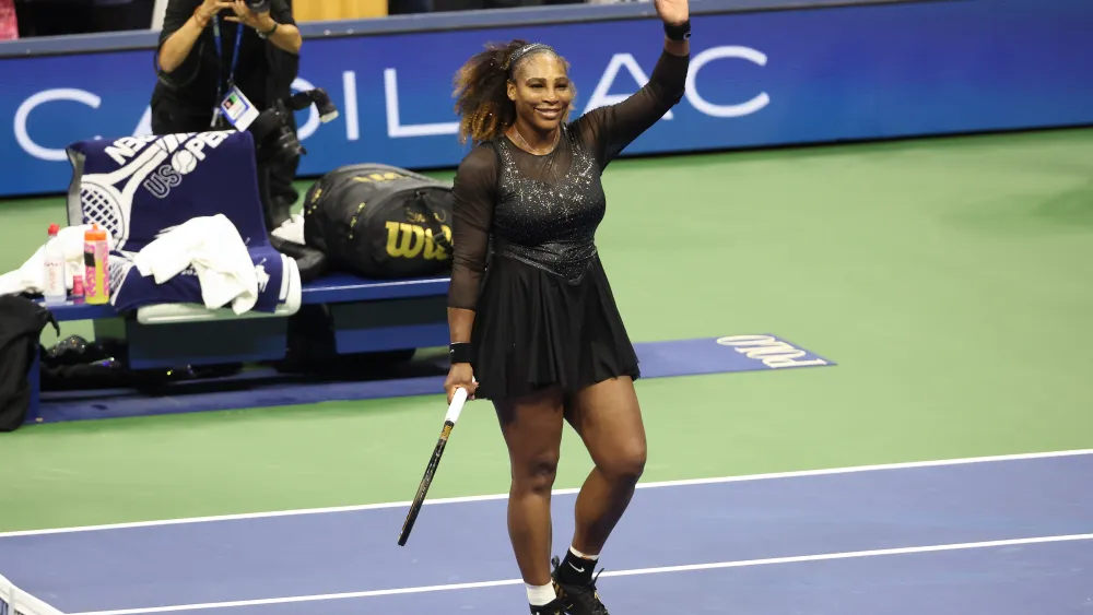 Lenda do tênis, Serena Williams anuncia retorno às quadras aos 44 anos