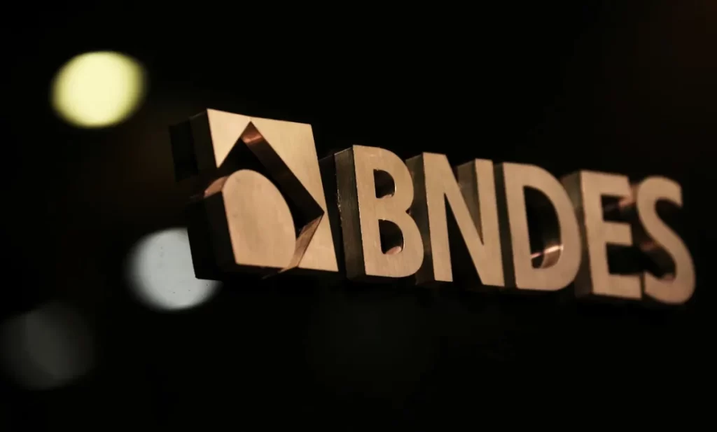 BNDES aprova R$ 20 milhões para grupo Malwee fortalecer pequenos lojistas