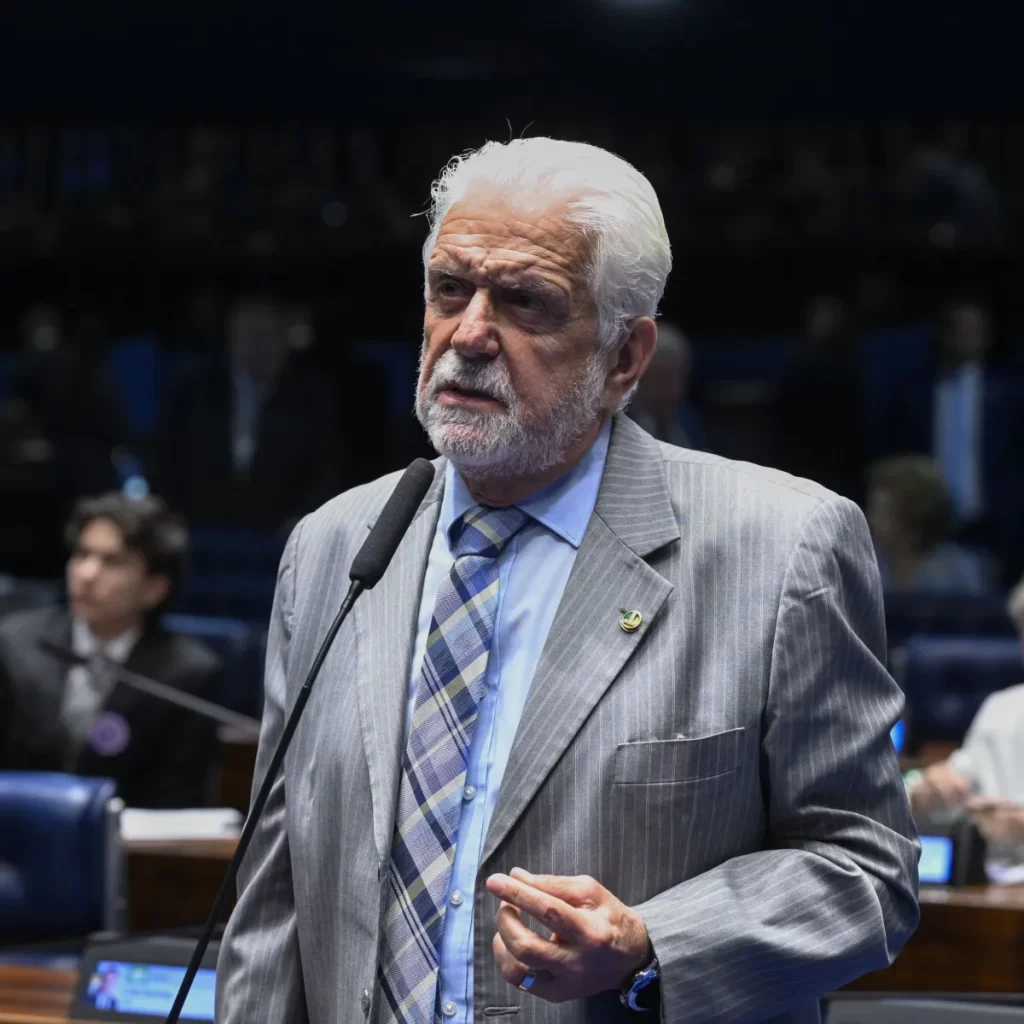 Polícia Federal detalha vínculos pessoais e políticos de Jaques Wagner com Banco Master