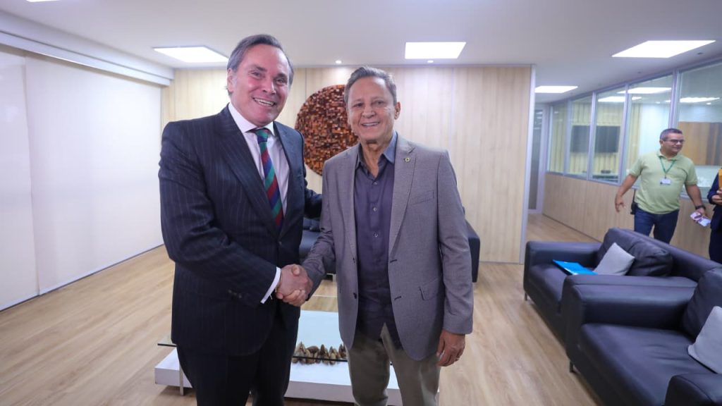 Presidente da Aleam recebe visita institucional do cônsul de Portugal