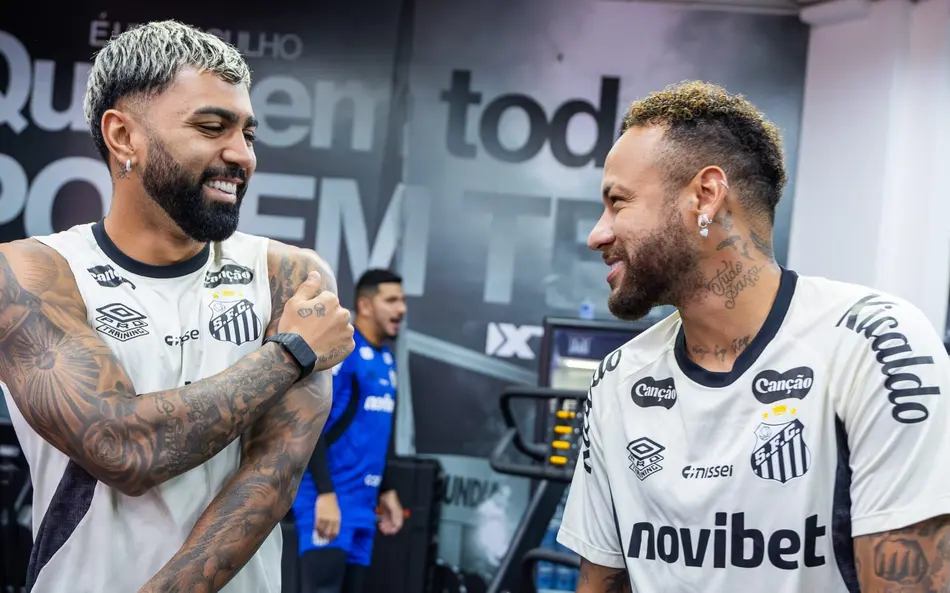 Neymar se reapresenta ao Santos após disputa da Copa do Mundo