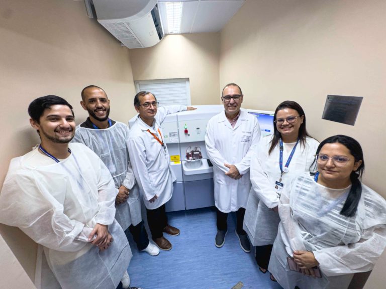 Hemoam moderniza segurança transfusional com novo irradiador de sangue sem fonte radioativa