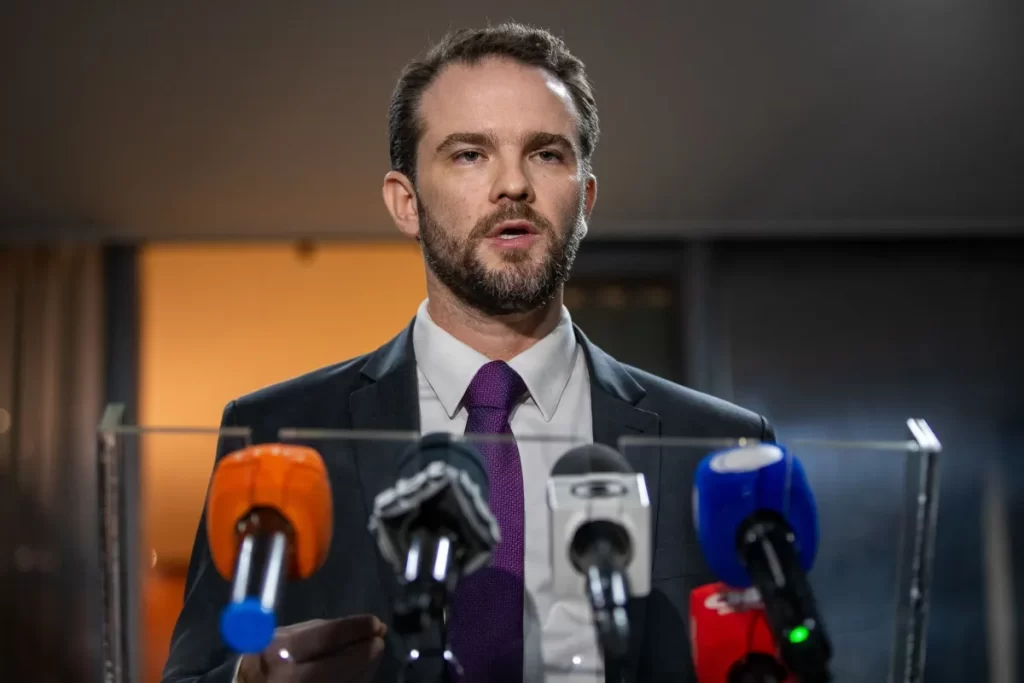 MP da dívida rural prevê reaproveitamento de garantias, diz Durigan