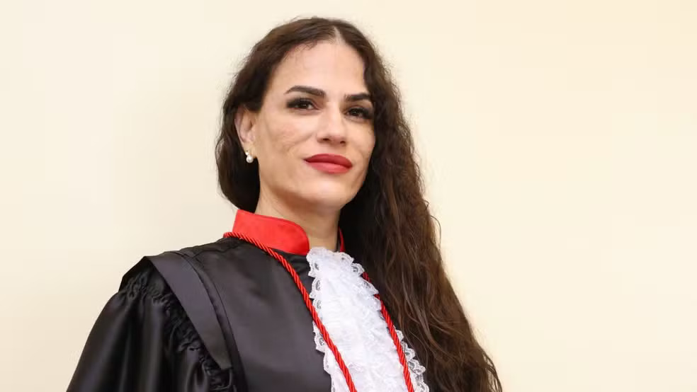 Primeira promotora trans do Brasil toma posse no Amazonas