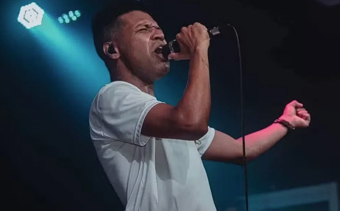 Cantor gospel Diogo Nascimento morre em razão de doença autoimune