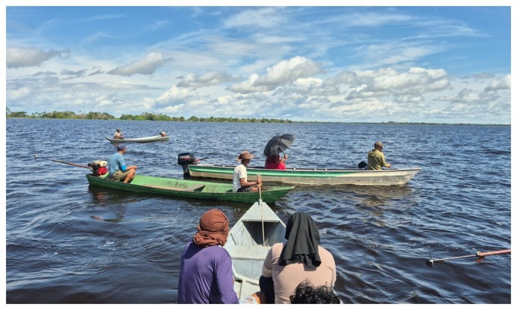 Após naufrágio no interior do Amazonas, Marinha e Bombeiros seguem nas buscas por desaparecido