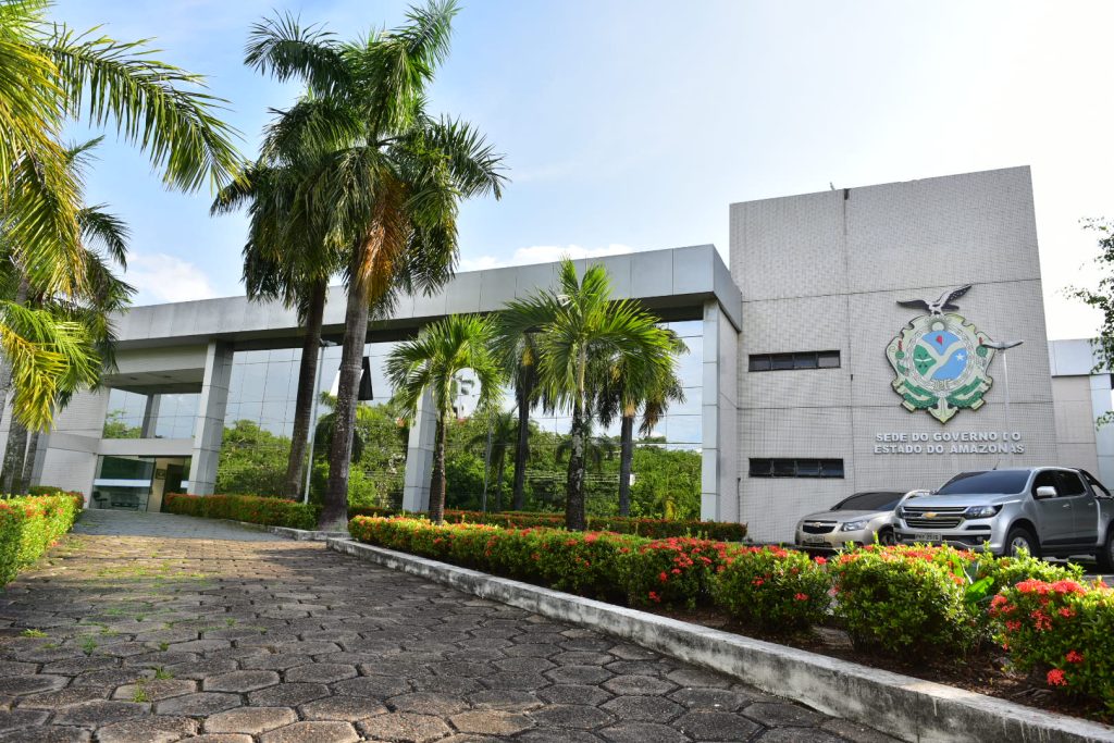 Atraso em pagamentos do Governo do Amazonas leva entidades médicas a alertar sobre crise na saúde pública