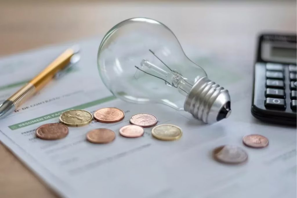 DPE-AM abre canal para denúncias sobre possível aumento na conta de luz