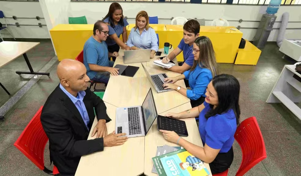 Concurso da Seduc-AM vai ofertar quase 8 mil vagas em todo o estado; confira os cargos