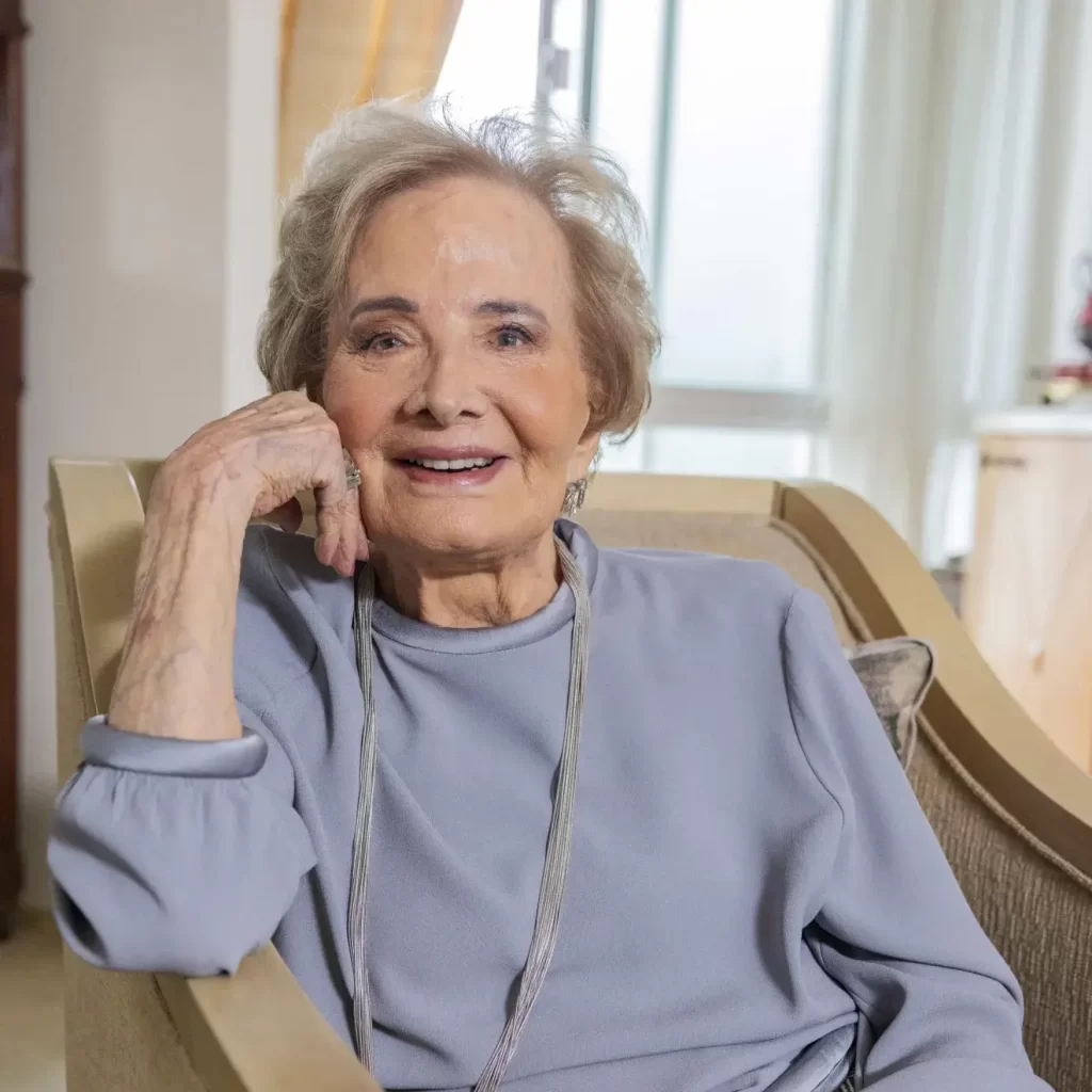 Atriz Glória Menezes, considerada a primera-dama da TV brasileira, morre aos 91 anos