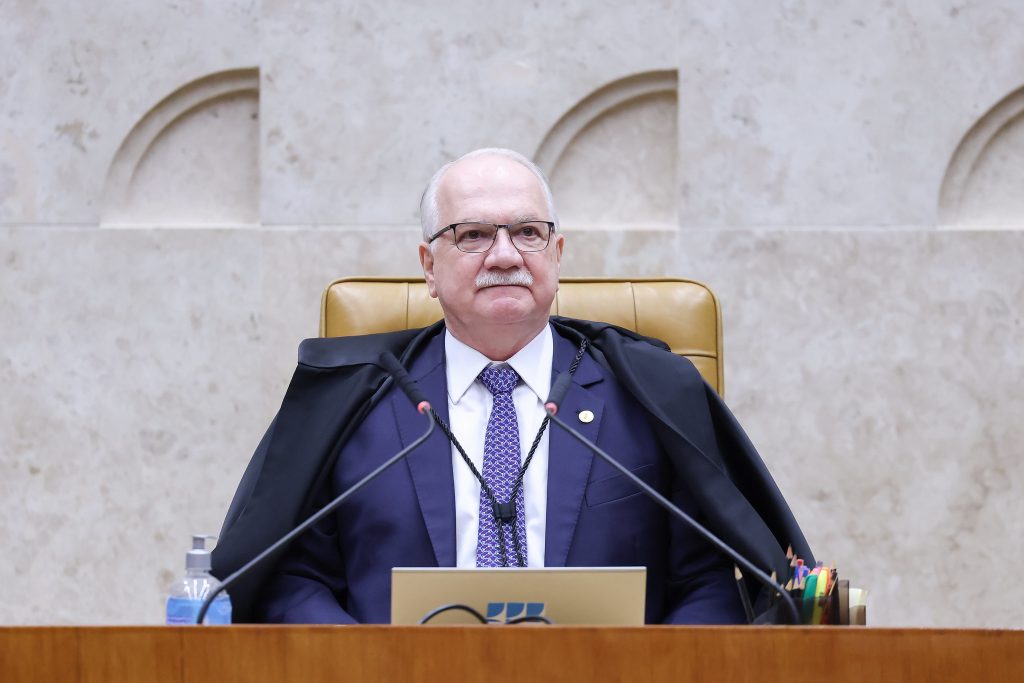 Críticas ao STF não fragilizam a Corte, afirma Edson Fachin