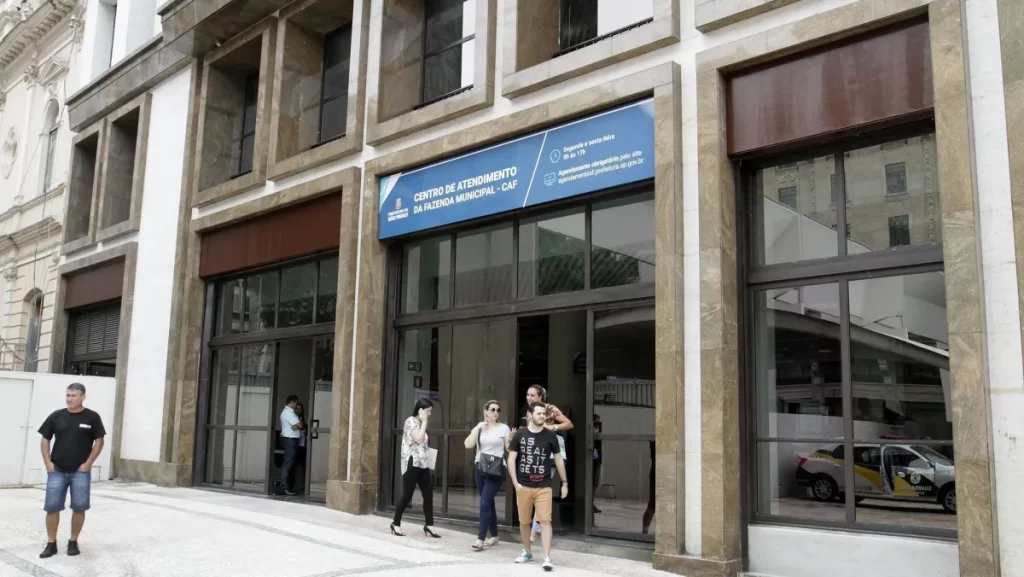 Esquema usava ex-agentes fiscais para fazer lobby e fraude tributária em SP