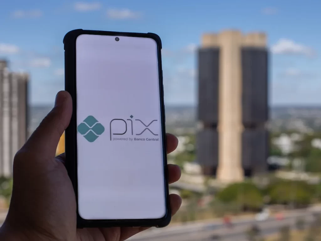 Banco Central atualiza regras e permite Pix automático em conta-salário