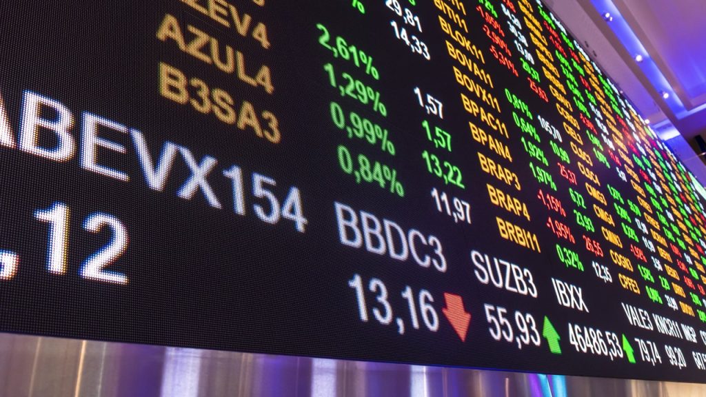 Bolsa tem 2ª melhor semana do ano com eleições e retorno estrangeiro