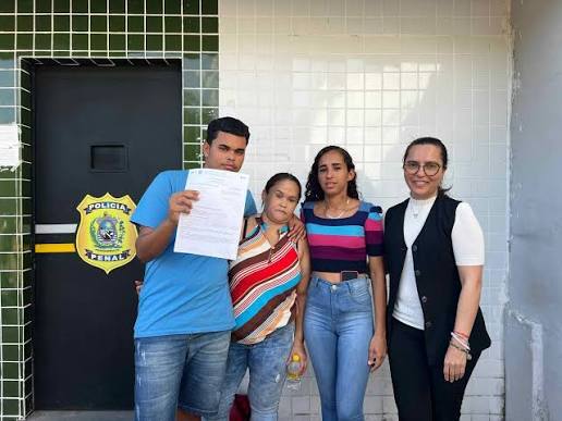 Estado de Pernambuco é condenado a indenizar em R$ 150 mil homem preso por engano