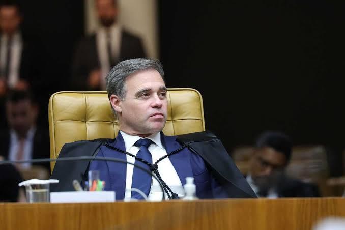 André Mendonça derruba sigilo de parte dos pagamentos de Daniel Vorcaro
