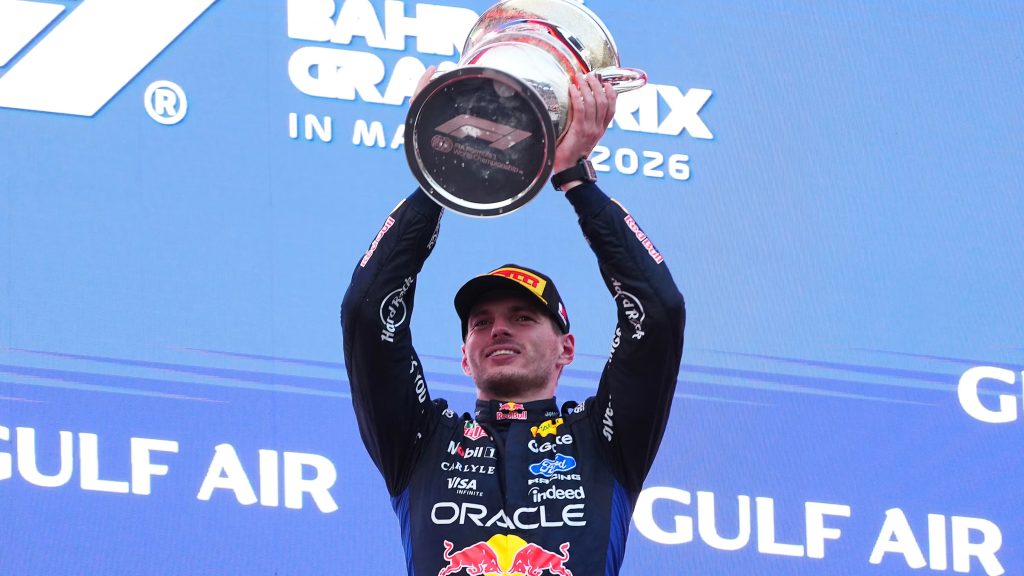 F1: Max Verstappen triunfa no GP do Bahrein e conquista a primeira vitória na temporada
