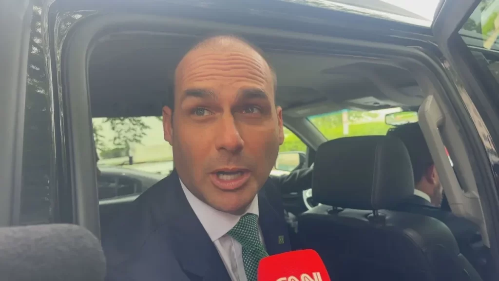 Fachin arquiva inquérito sobre atuação de Eduardo Bolsonaro nos EUA