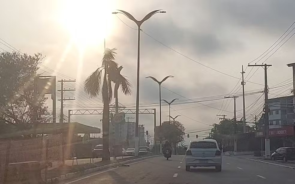 Qualidade do ar oscila entre moderada e muito ruim em Manaus e municípios do Amazonas nesta terça-feira (20)