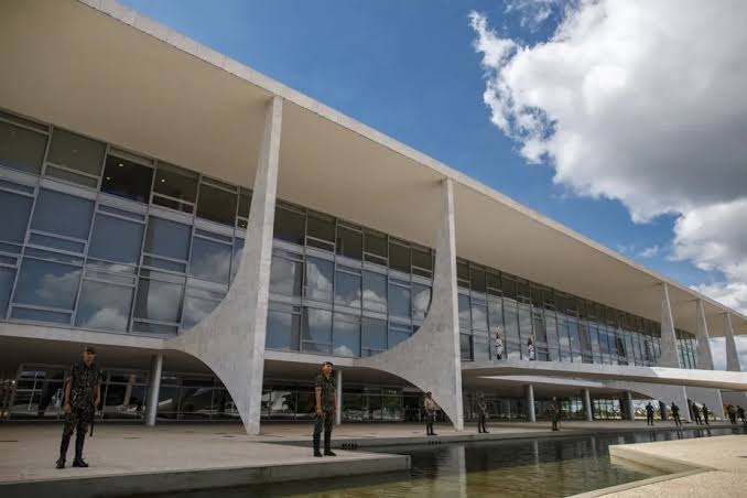 Presidente Lula começa a desenhar equipe para o próximo governo