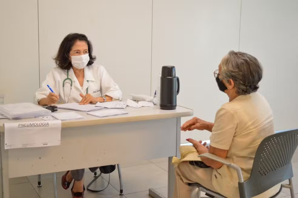 FVS-RCP: Manaus registra 559 atendimentos de saúde por efeitos da fumaça em outubro