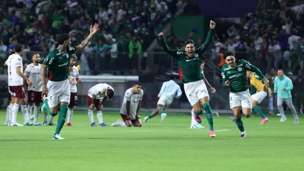 Palmeiras elimina o Fluminense nos pênaltis e volta à final da Libertadores