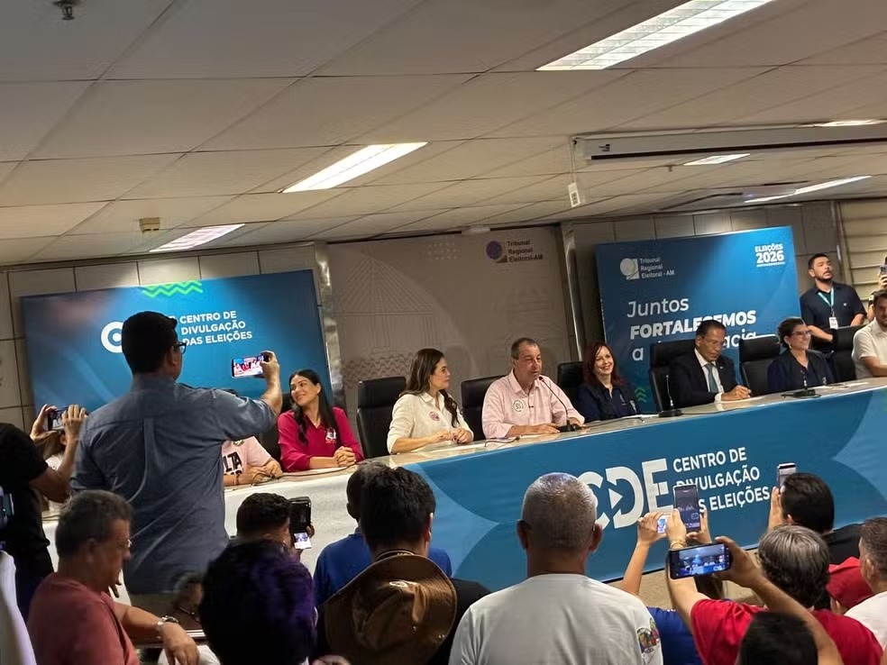 Governador eleito, Omar Aziz anuncia transição de governo para esta segunda-feira